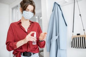 Does airing out the house get rid of germs?