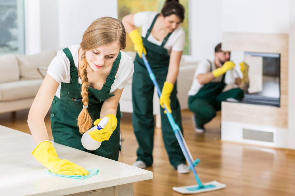 Why should property managers hire professional cleaners
