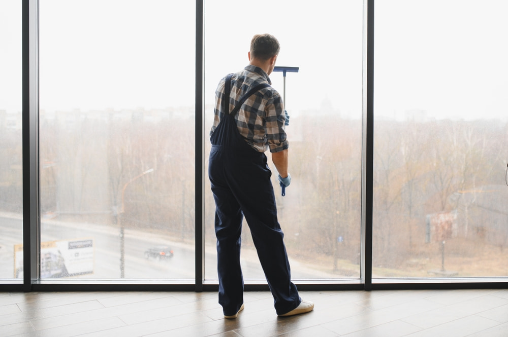 Where to find the best cleaning agencies for hire near me in Lynwood, CA, and the vicinity