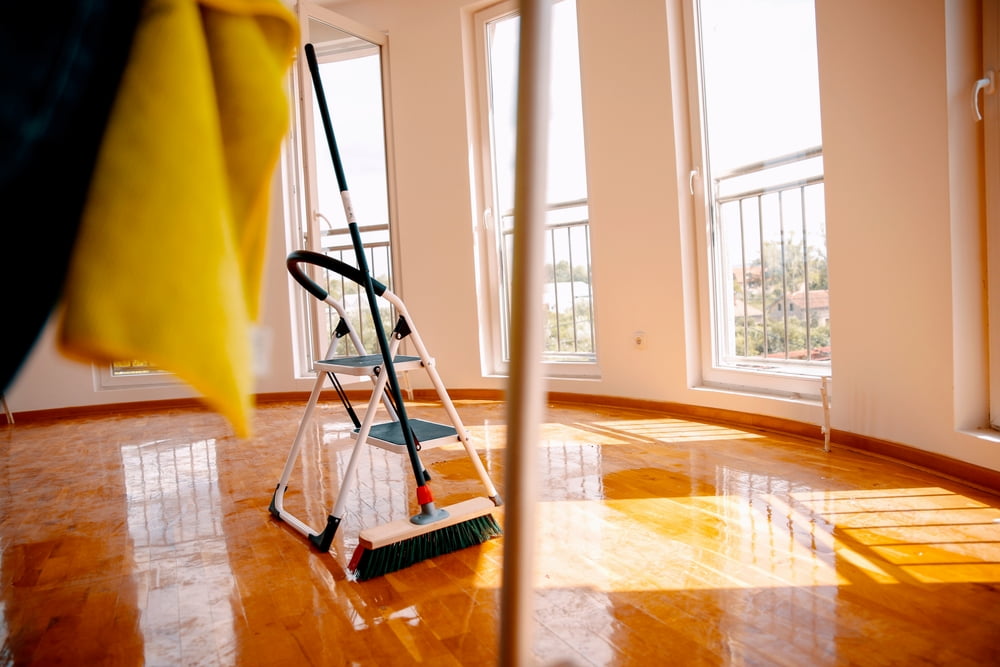 Where can I find meticulous rental unit cleaning in Bell Gardens, CA